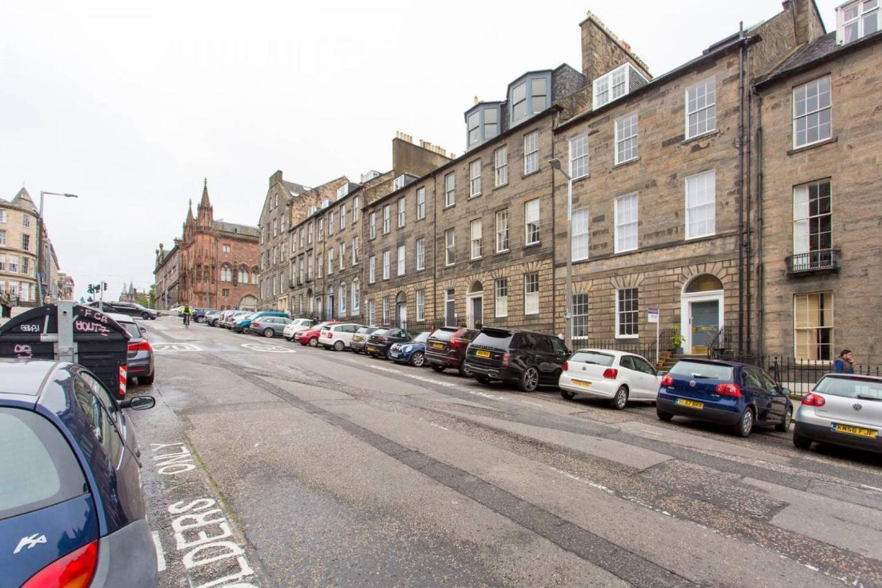 Altido Quiet City Centre Spacious Apartment Edinburgh Bagian luar foto