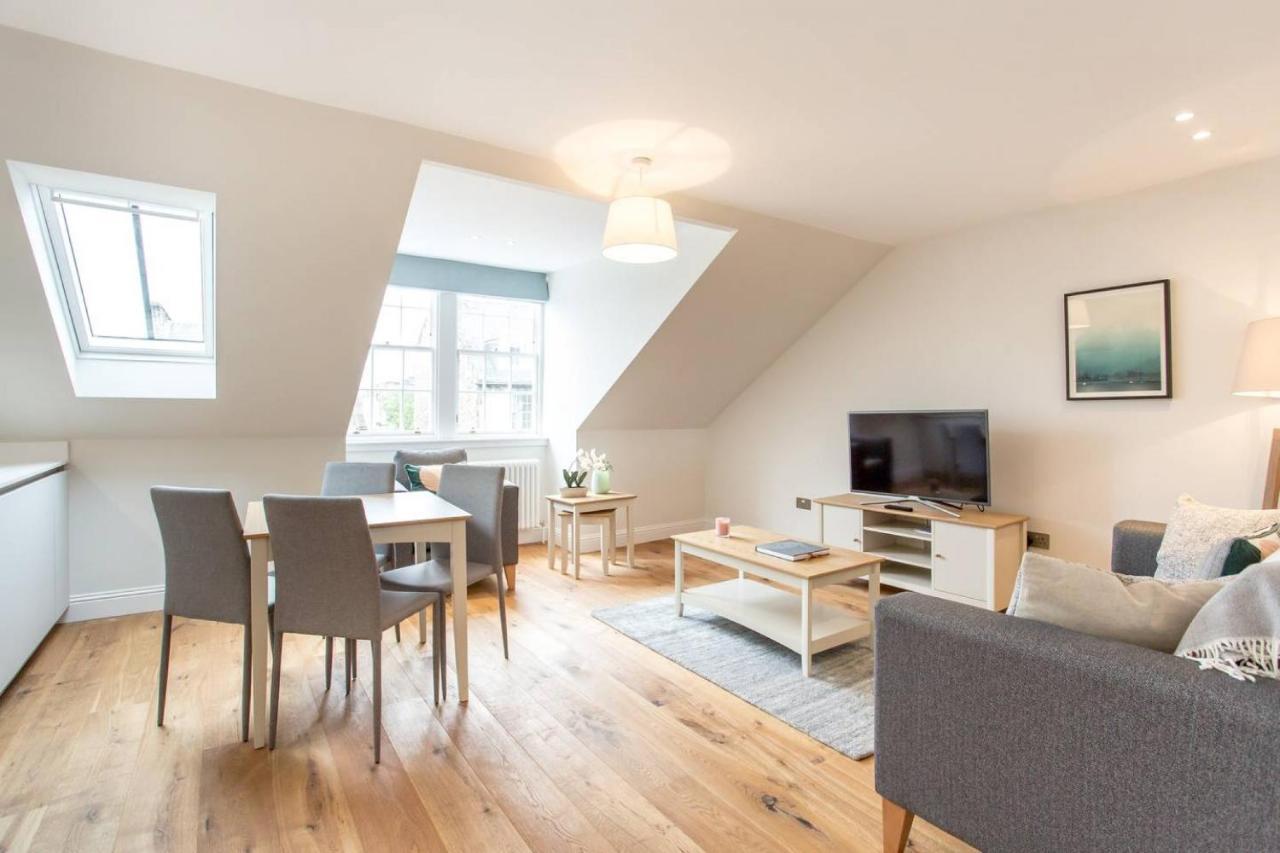 Altido Quiet City Centre Spacious Apartment Edinburgh Bagian luar foto